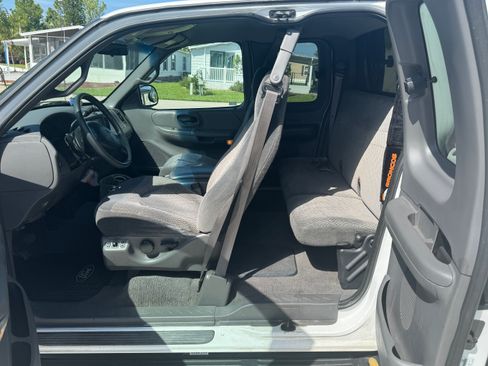 Used 2000 Ford F150 4x4 SuperCab image 5