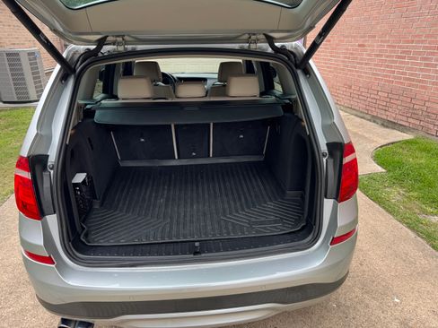 Used 2017 BMW X3 sDrive28i RWD image 10