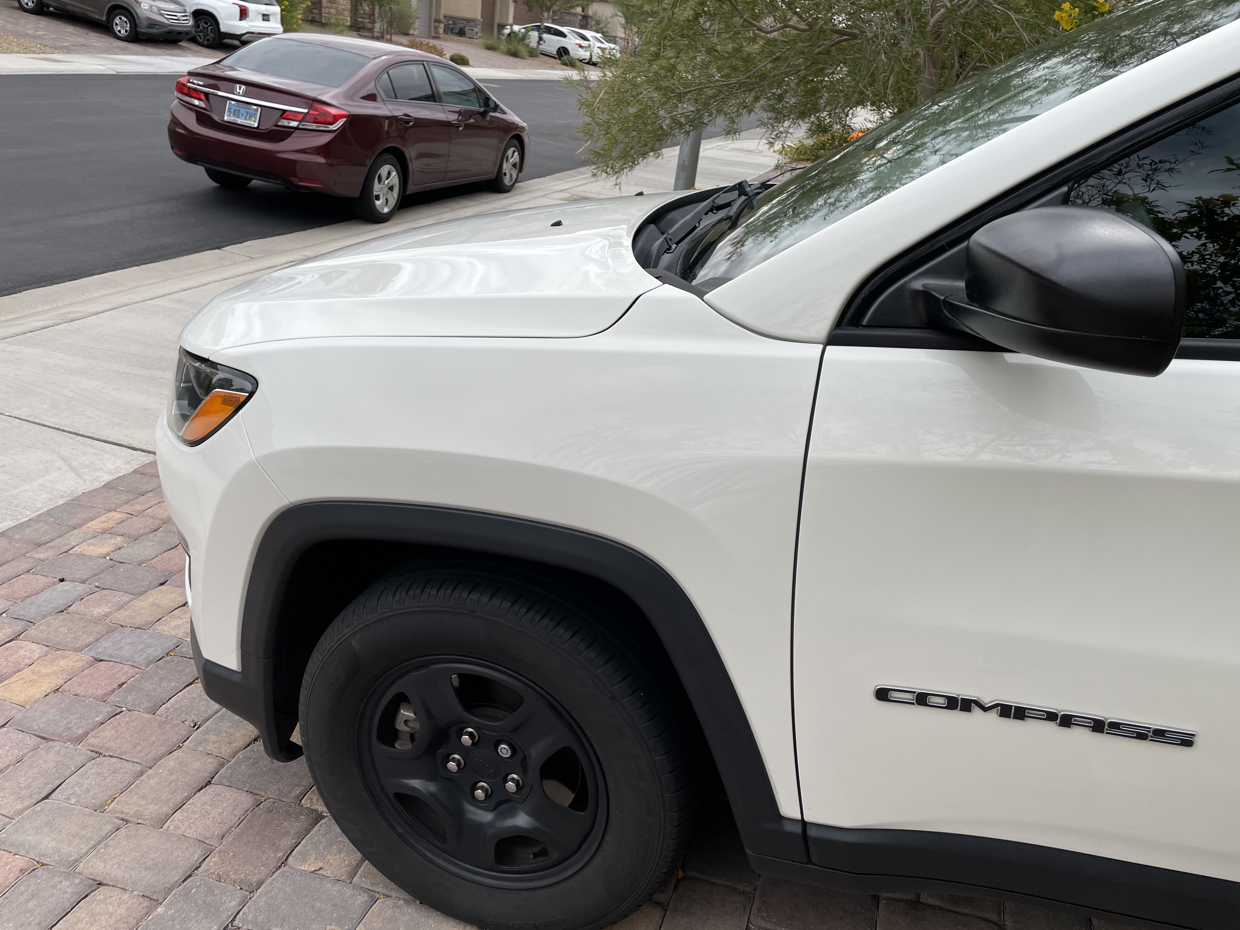 Used 2018 Jeep Compass Sport FWD image 13