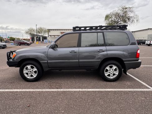 Used 2003 Lexus LX 470 4WD image 16