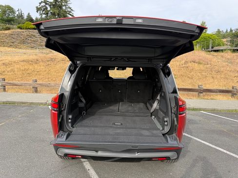 Used 2025 Rivian R1S Adventure AWD/4WD image 10