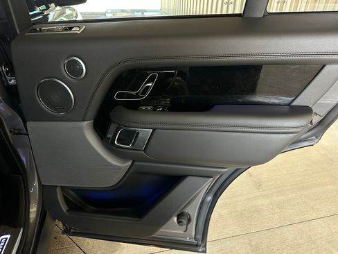 Used 2019 Land Rover Range Rover Supercharged image 23