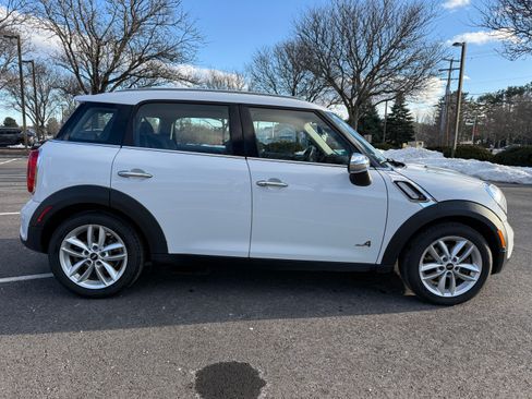 Used 2013 MINI Cooper Countryman S image 2