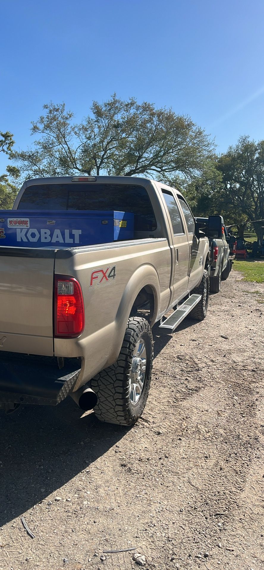 Used 2012 Ford F250 Lariat w/ Lariat Ultimate Pkg AWD/4WD image 8