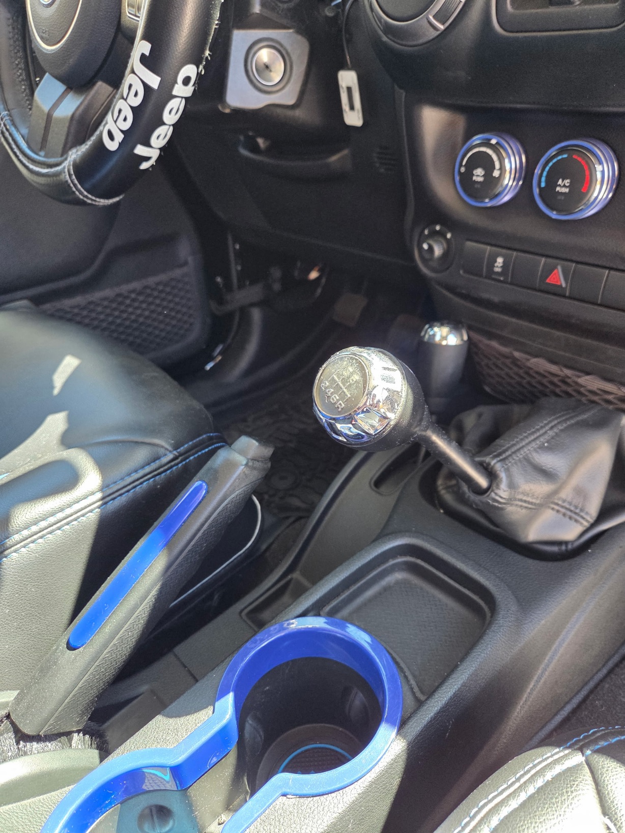 Used 2018 Jeep Wrangler Unlimited Sport S AWD/4WD image 6