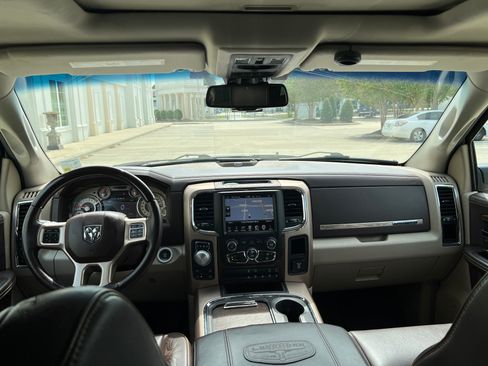 Used 2016 RAM 1500 Laramie Longhorn w/ Convenience Group image 17