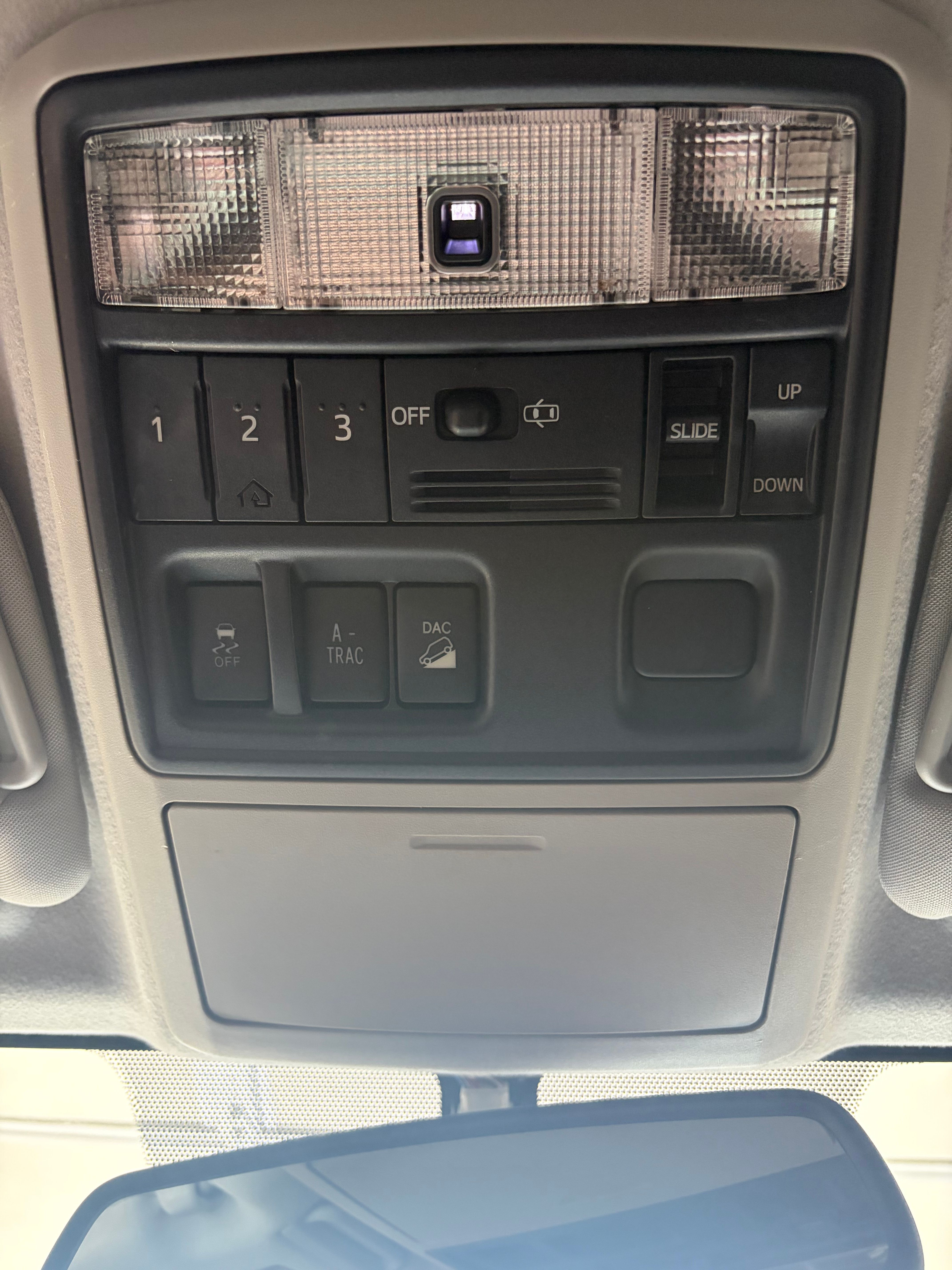 Used 2013 Toyota 4Runner SR5 w/ Convenience Pkg AWD/4WD image 13