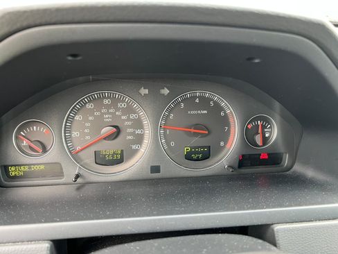 Used 2010 Volvo XC90 3.2 image 6