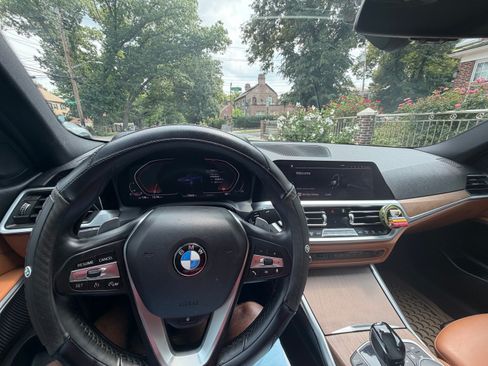 Used 2020 BMW 330i xDrive Sedan w/ Premium Package AWD/4WD image 12