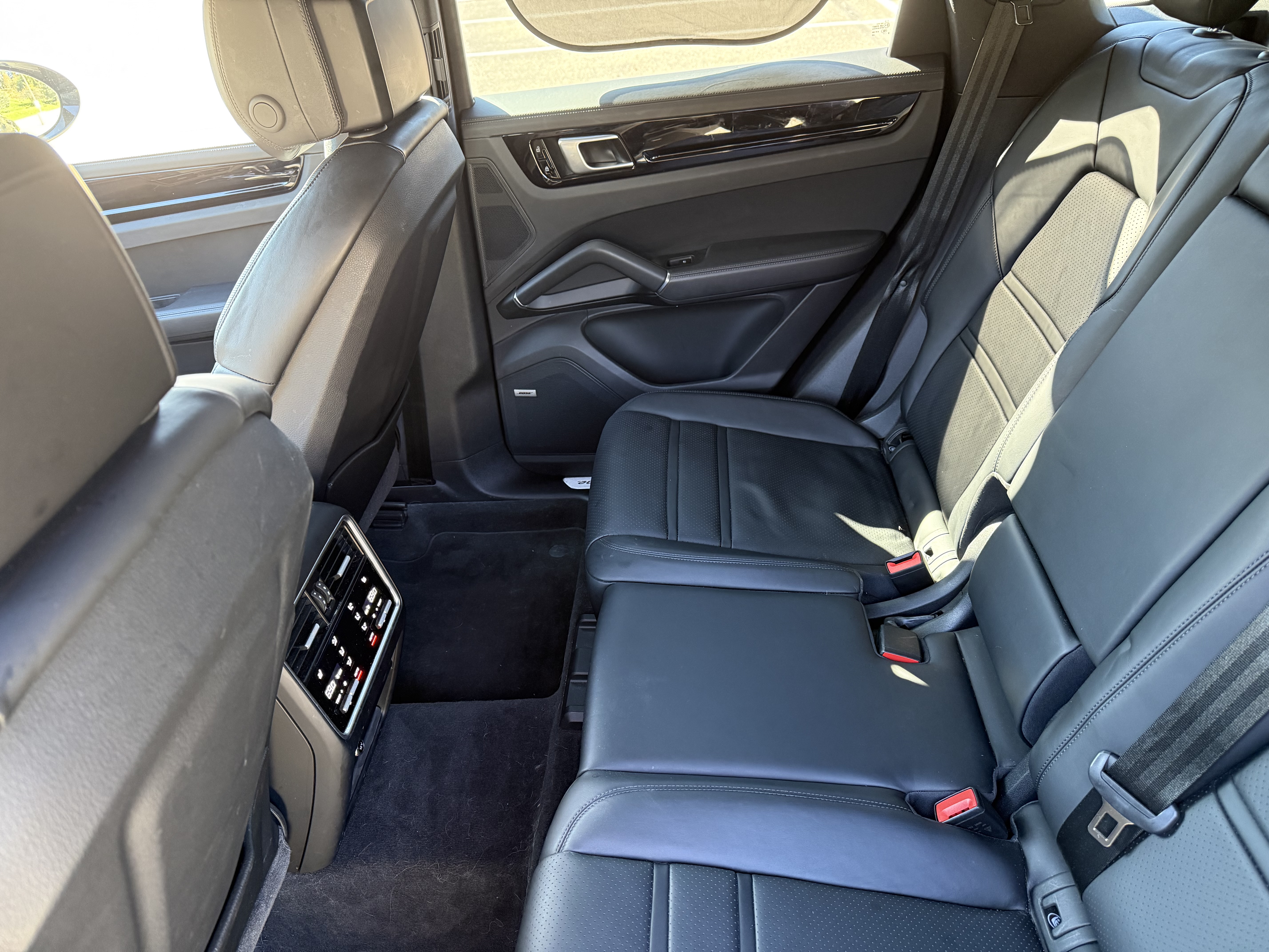 Used 2019 Porsche Cayenne S AWD/4WD image 23