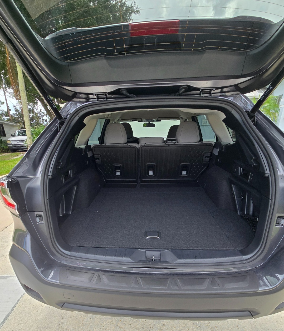 Used 2025 Subaru Outback Premium AWD/4WD image 17