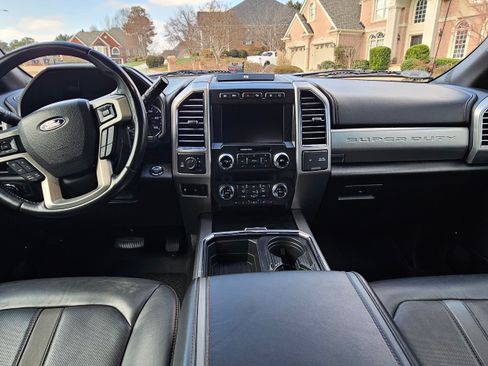 Used 2019 Ford F350 Platinum w/ Platinum Ultimate Package image 9