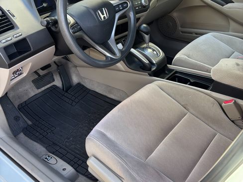 Used 2010 Honda Civic EX image 4