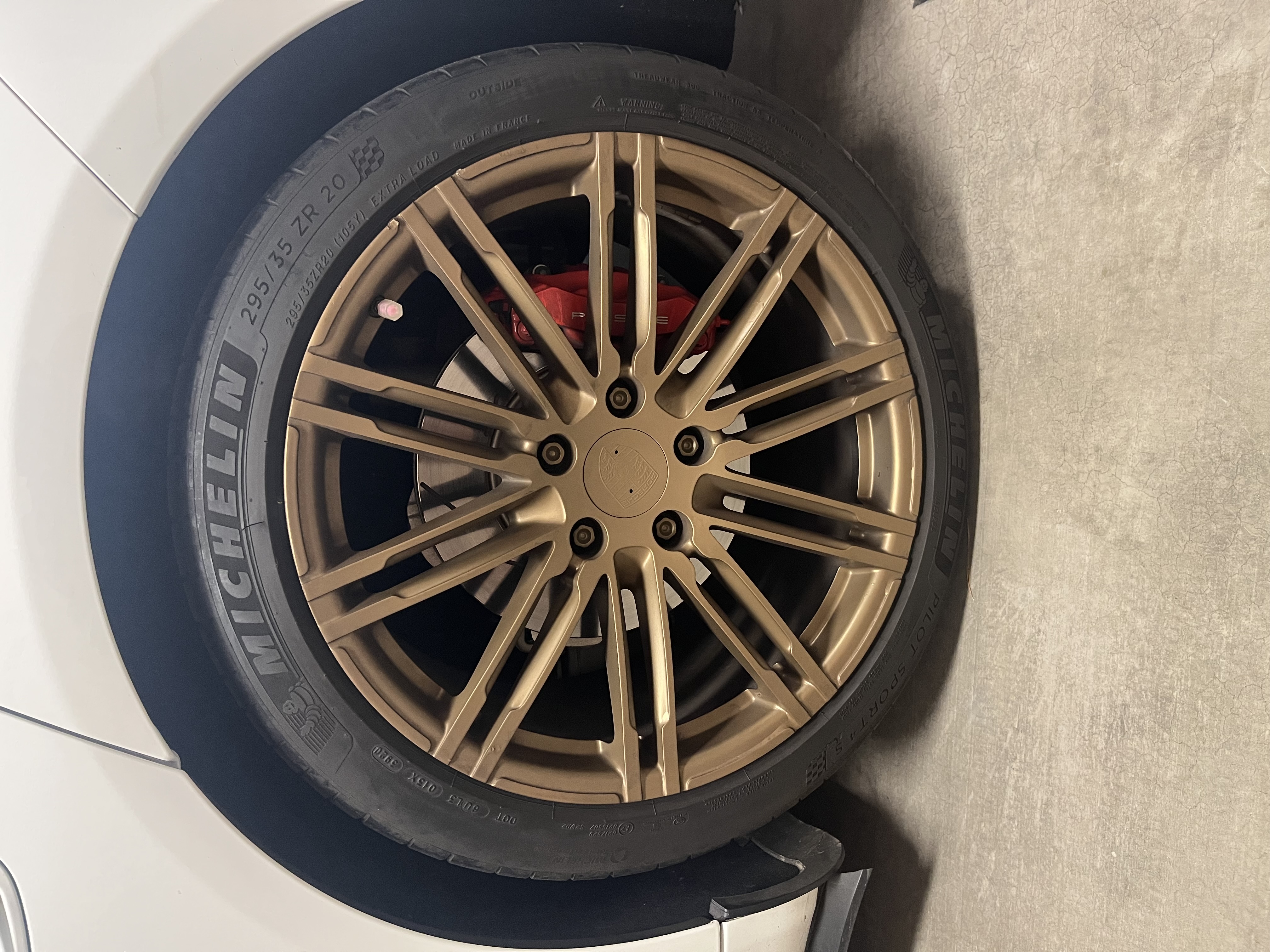 Used 2015 Porsche Panamera image 16