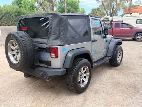 Used 2017 Jeep Wrangler Sport w/ Quick Order Package 24S AWD/4WD image 9