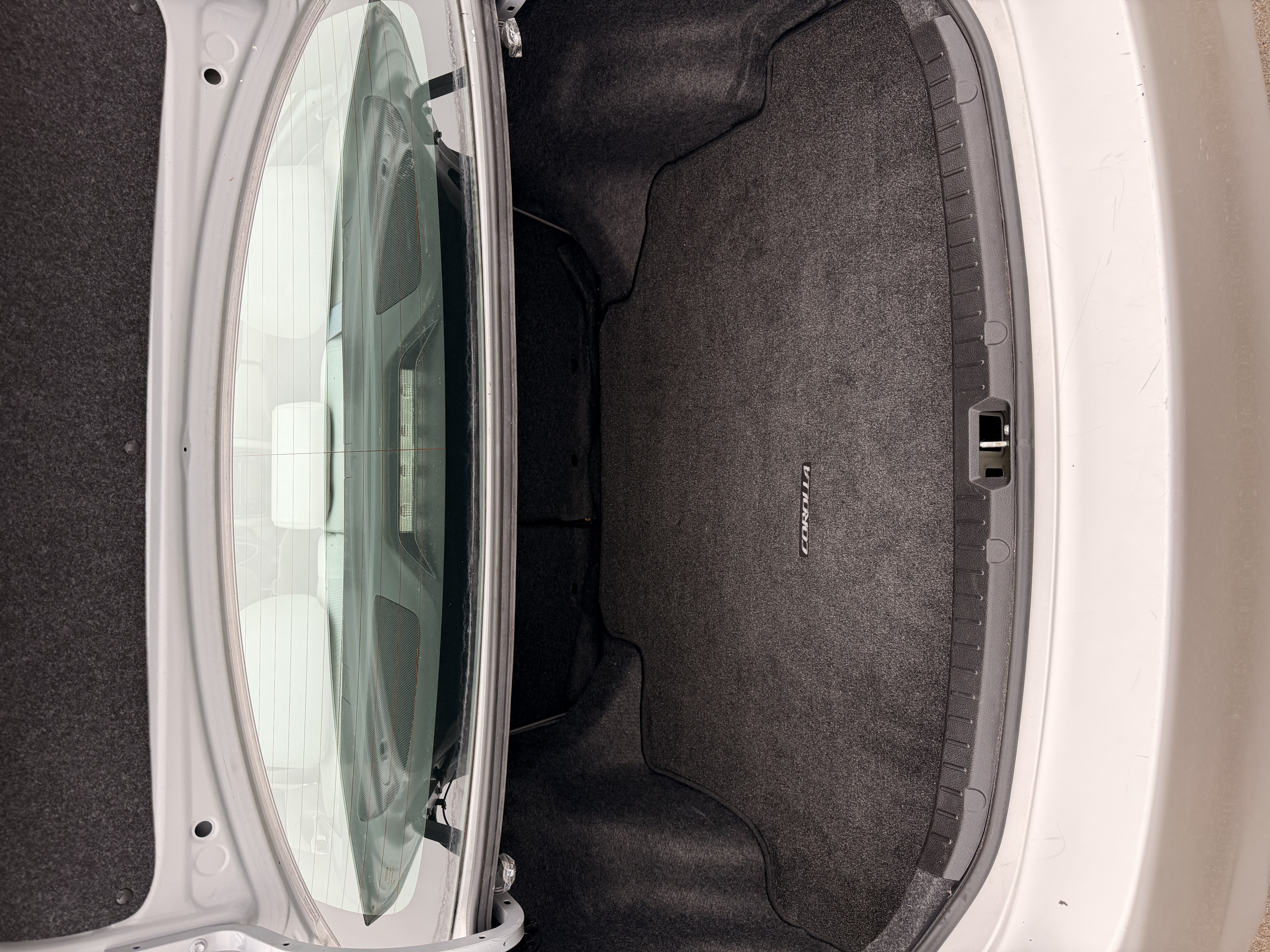 Used 2012 Toyota Corolla LE FWD image 12