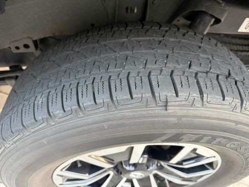 Used 2022 Toyota Tacoma TRD Sport w/ Technology Package image 11