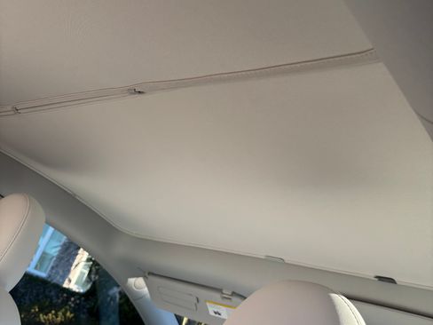 Used 2023 Tesla Model Y Long Range image 16