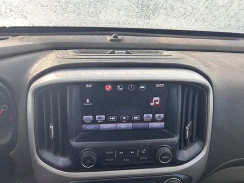 Used 2016 GMC Canyon SLT w/ Driver Alert Package image 8