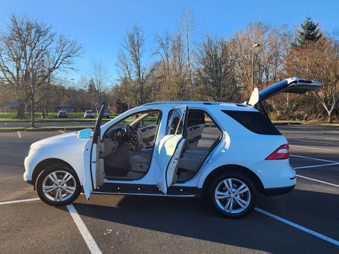 Used 2015 Mercedes-Benz ML 350 4MATIC image 20
