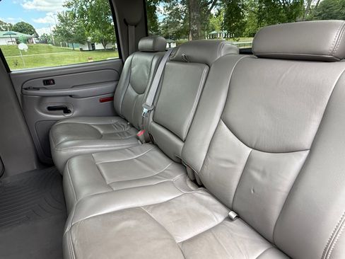Used 2007 Chevrolet Silverado 3500 LT w/ Heavy-Duty Power Package AWD/4WD image 22