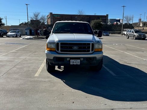 Used 2001 Ford F350 4x4 Crew Cab Super Duty image 6