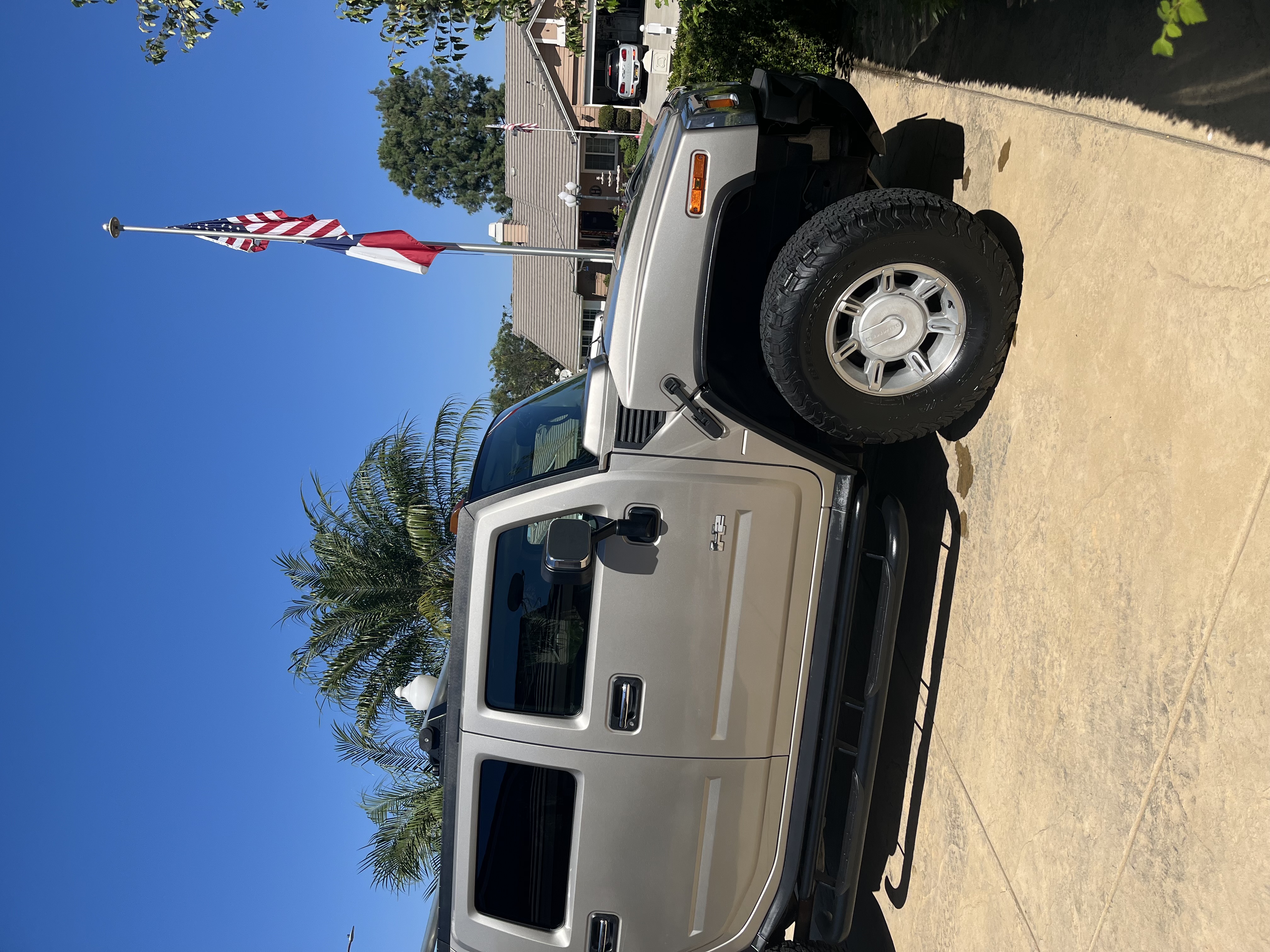 Used 2003 HUMMER H2 w/ Preferred Equipment Group AWD/4WD image 9