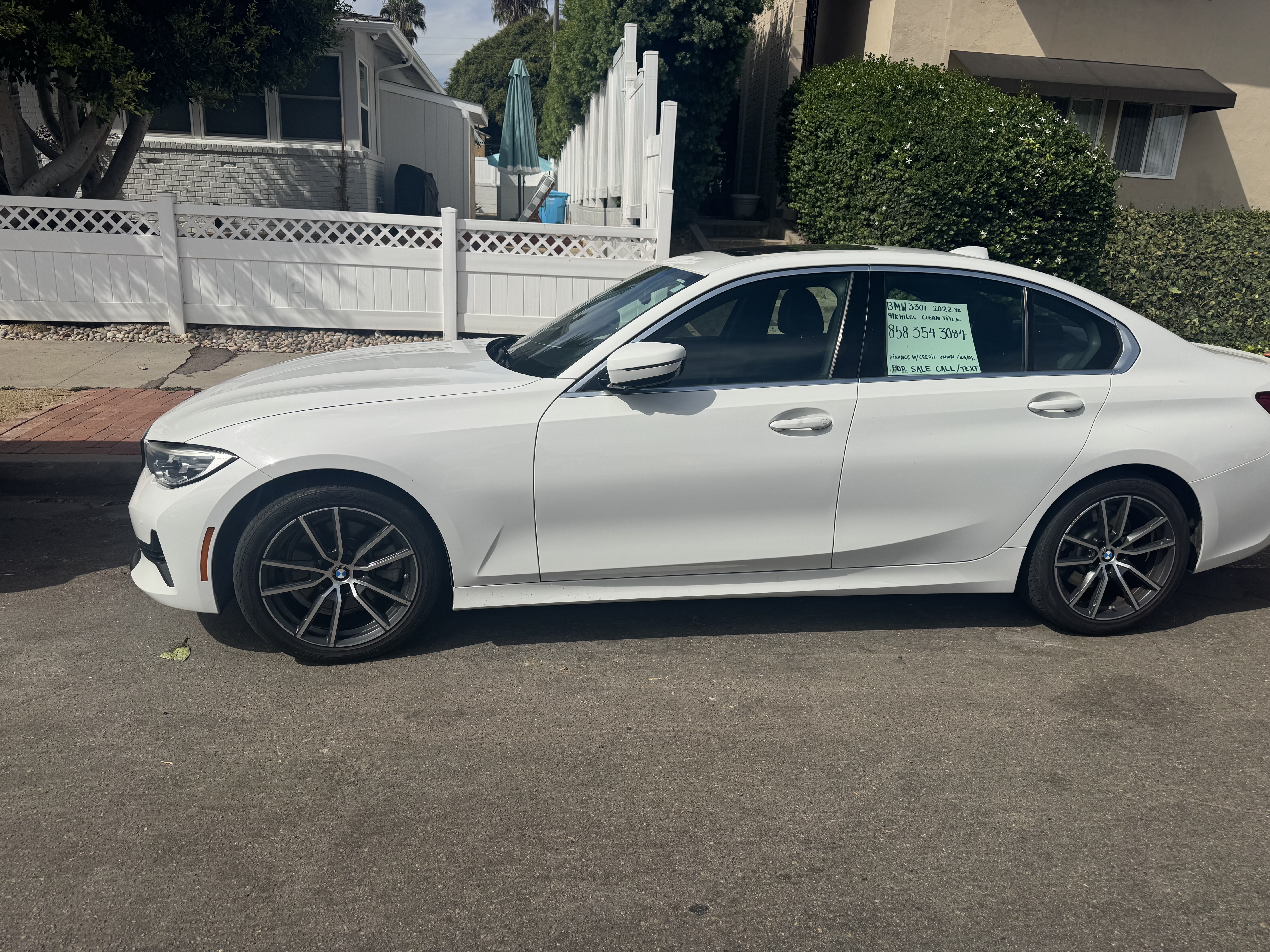 Used 2020 BMW 330i Sedan w/ Convenience Package RWD image 2