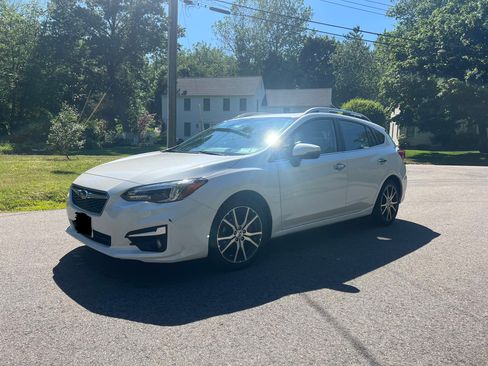 Used 2017 Subaru Impreza 2.0i Limited AWD/4WD image 1