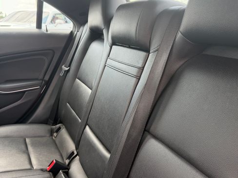 Used 2015 Mercedes-Benz CLA 250 4MATIC image 16