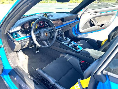 Used 2022 Porsche 911 GT3 RWD image 11