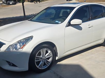 Used 2013 INFINITI G37 Journey w/ Premium Pkg