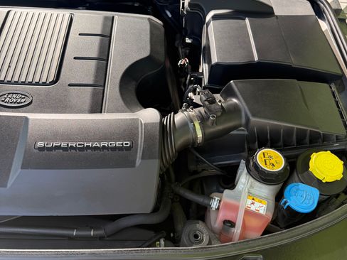 Used 2011 Land Rover Range Rover Sport Supercharged image 29