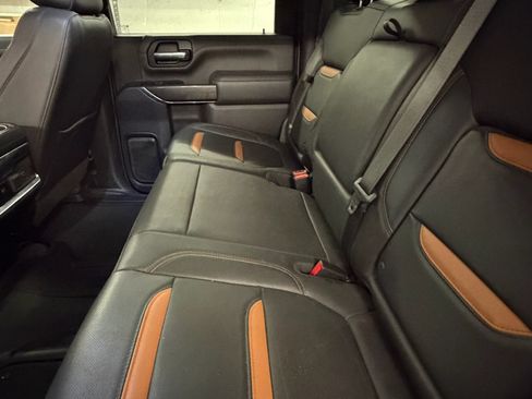 Used 2022 GMC Sierra 3500 AT4 w/ AT4 Premium Plus Package image 13