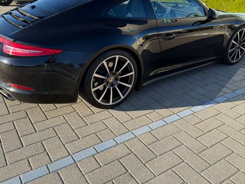 Used 2014 Porsche 911 Carrera 4 AWD/4WD image 15