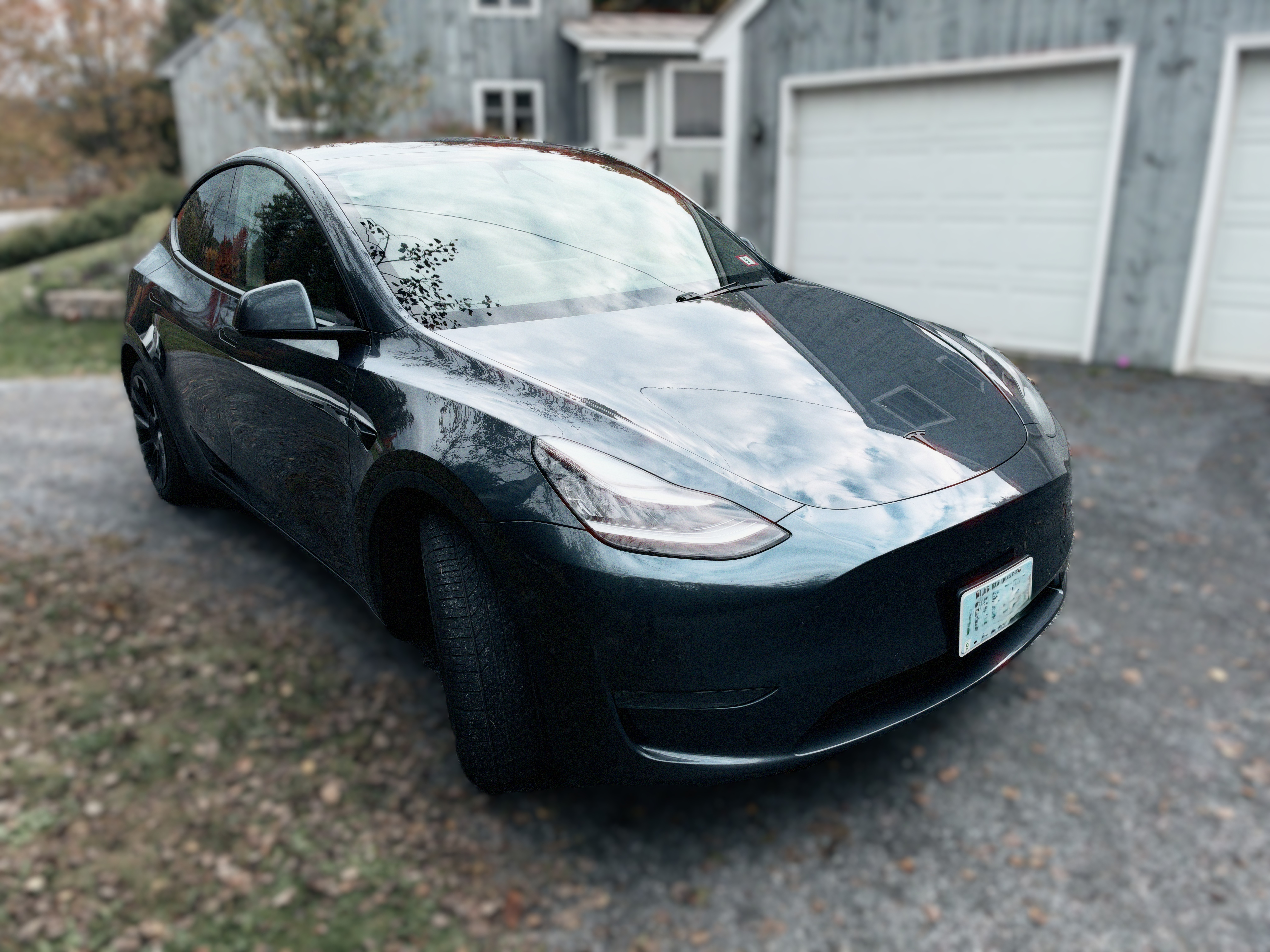 Used 2021 Tesla Model Y Long Range AWD/4WD image 2