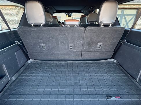 Used 2023 Lincoln Navigator L Reserve image 12