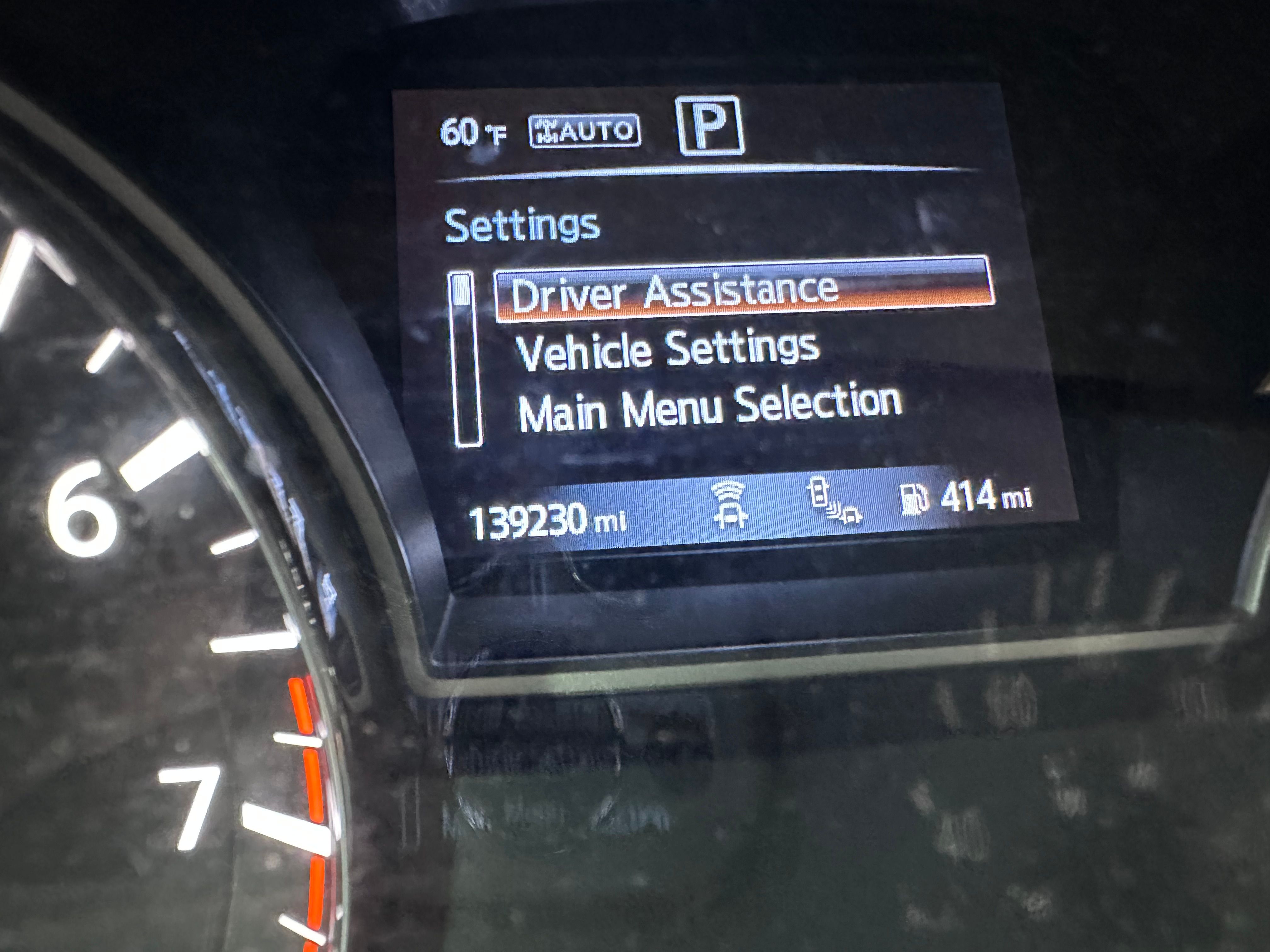 Used 2020 Nissan Pathfinder SL AWD/4WD image 19