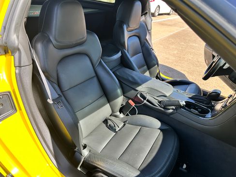 Used 2013 Chevrolet Corvette Coupe w/ 3LT Preferred Equipment Group image 17