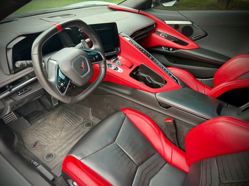 Used 2023 Chevrolet Corvette Stingray Preferred Cpe w/ Z51 Performance Package RWD image 13