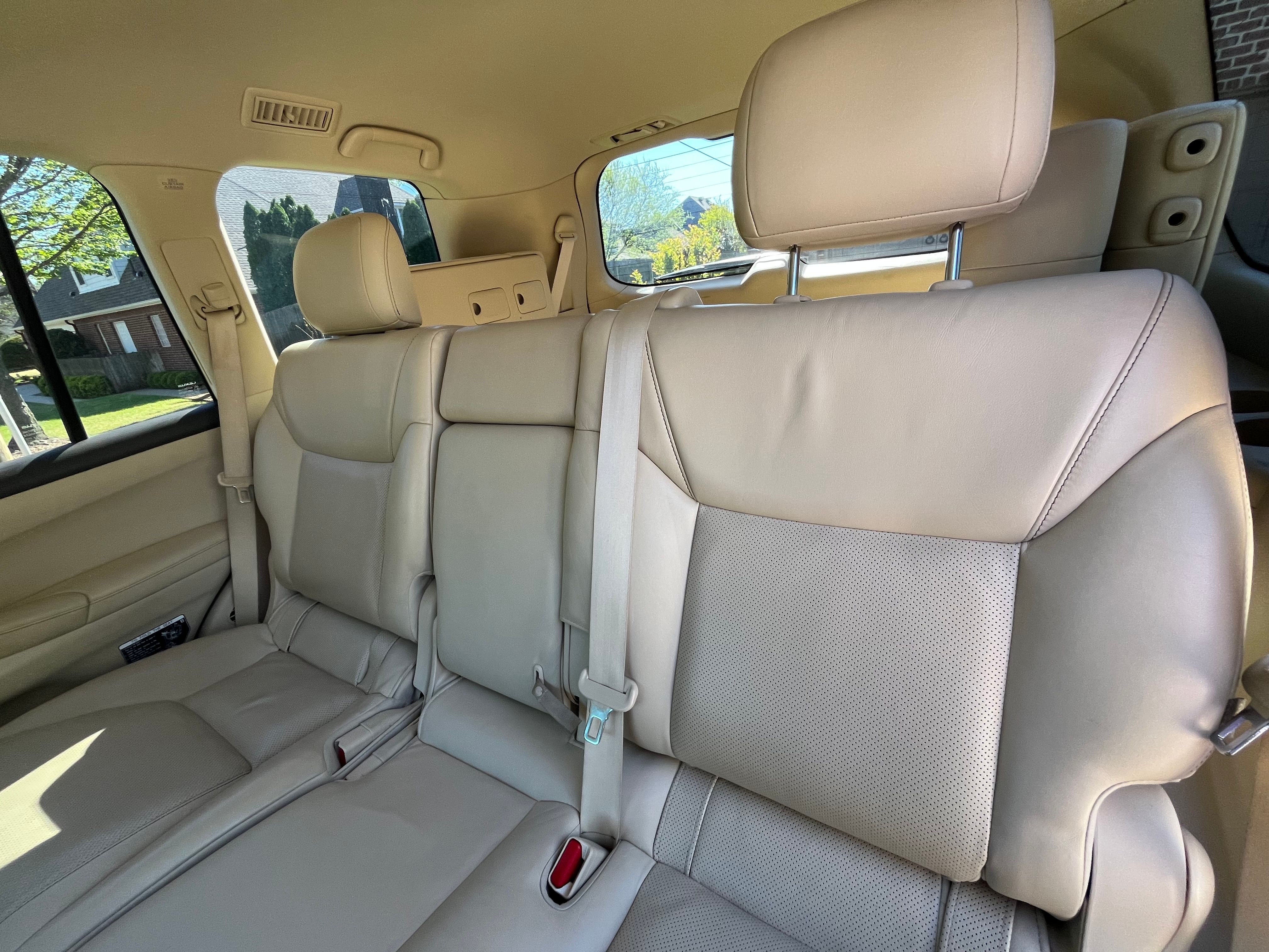 Used 2015 Lexus LX 570 4WD image 13