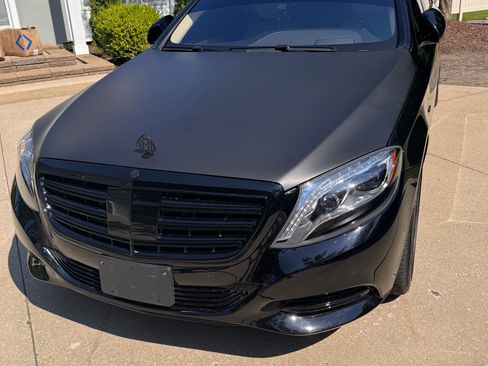 Used 2016 Mercedes-Benz Maybach S 600 image 2
