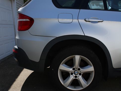 Used 2009 BMW X5 xDrive35d AWD/4WD image 4
