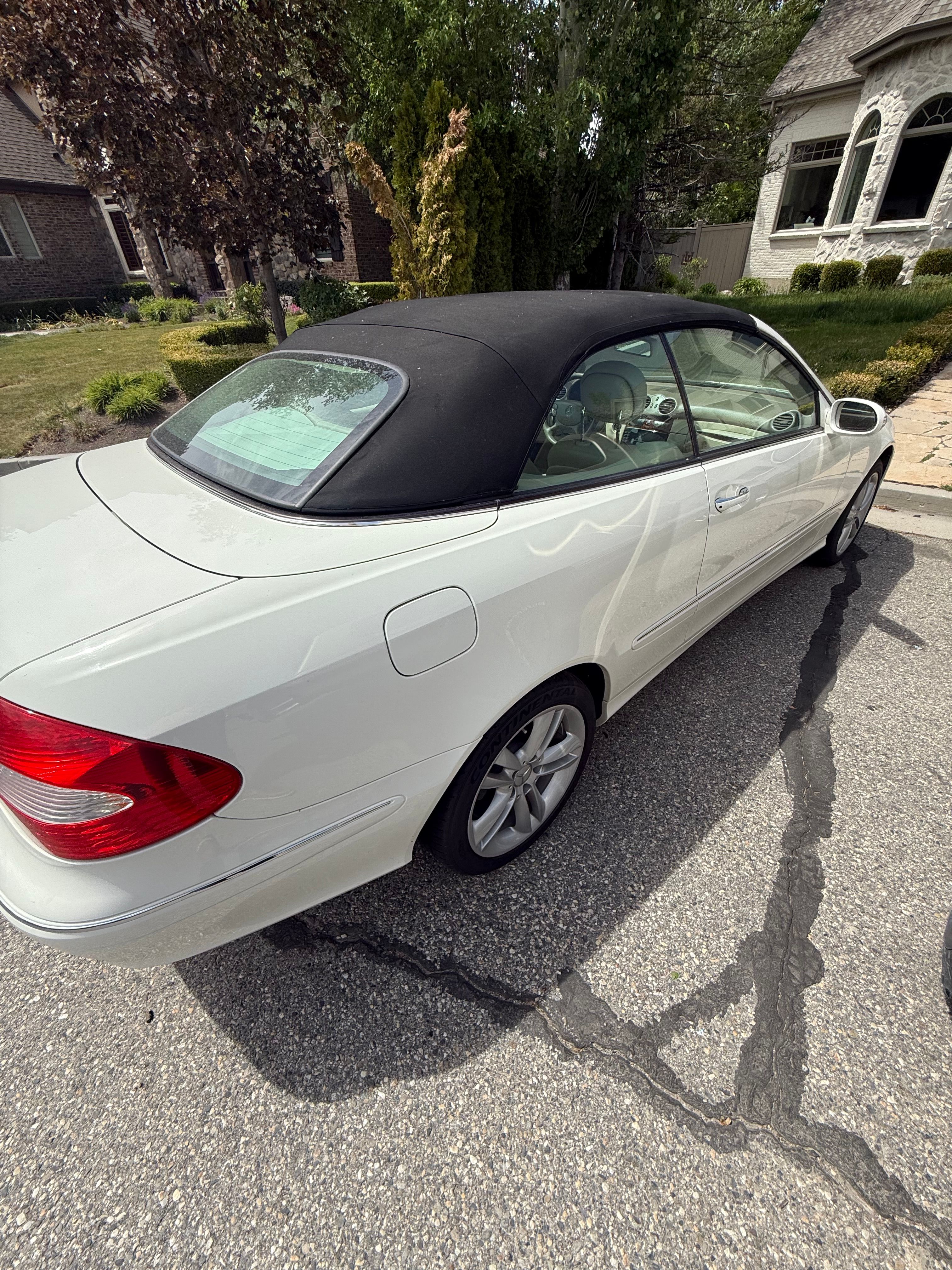 Used 2007 Mercedes-Benz CLK 350 Cabriolet image 4