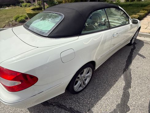 Used 2007 Mercedes-Benz CLK 350 Cabriolet image 4
