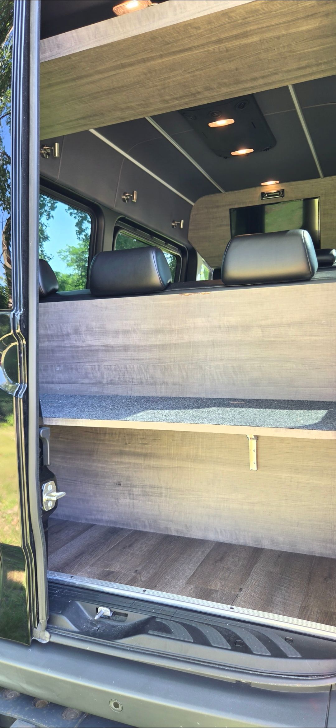 Used 2020 Mercedes-Benz Sprinter 2500 image 13