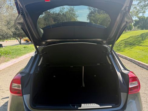 Used 2020 Mercedes-Benz GLA 250 image 11