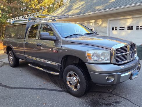 Used 2007 Dodge Ram 2500 Truck Laramie image 2