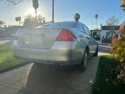Used 2007 Honda Accord VP image 8