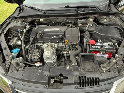 Used 2014 Honda Accord LX image 15